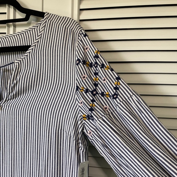 Old Navy Striped Dress - Size Medium - Picture 3 of 8